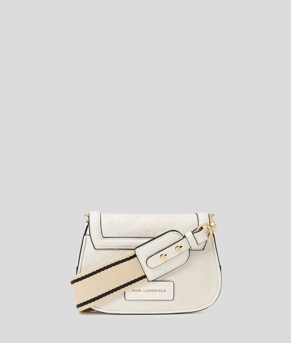 K/LETTERS CROSSBODY MIT PRÄGUNG – Bild 4